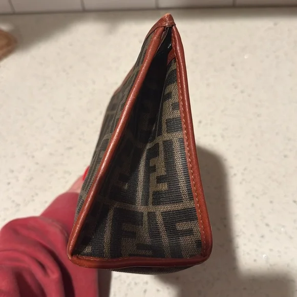 Vintage Fendi Zucca leather and canvas Monogram Brown and Black makeup case - Picture 4 of 9